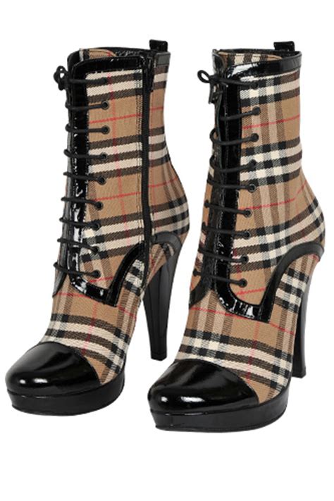 Burberry Platform Boots for Women 